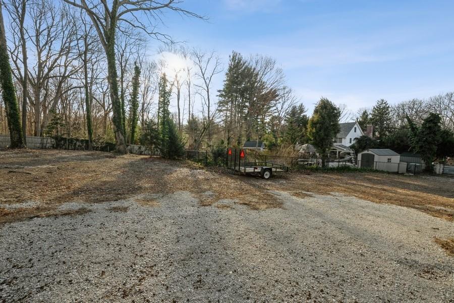 8 Green Acre Lane, North Port, New York image 41