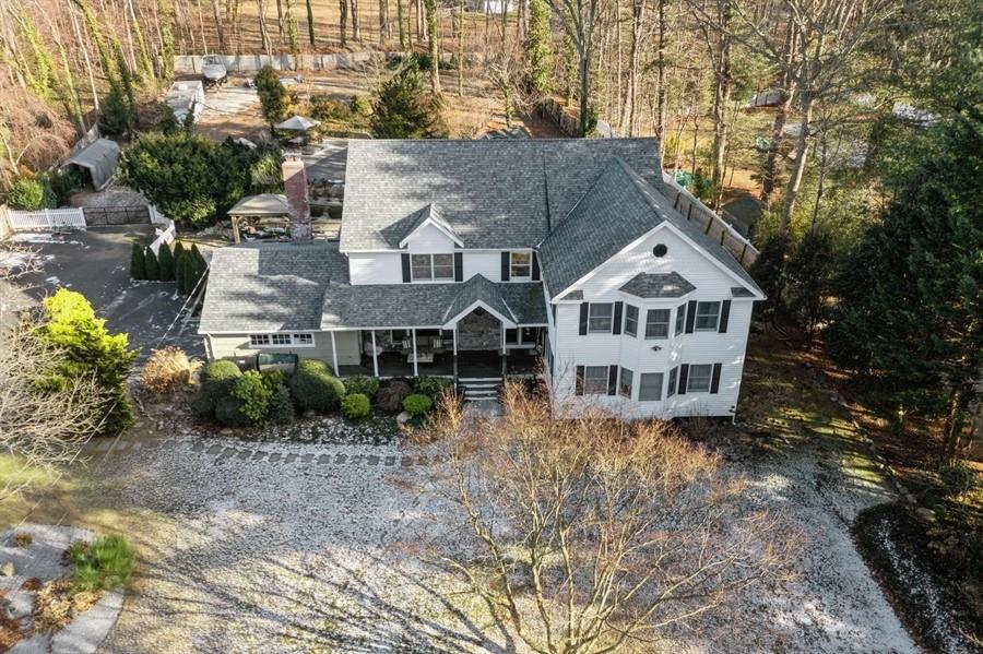 8 Green Acre Lane, North Port, New York image 42