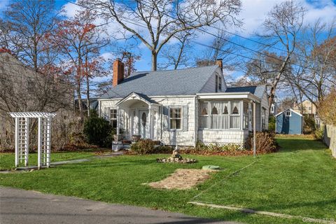 84 Riviera Drive Mastic NY 11950