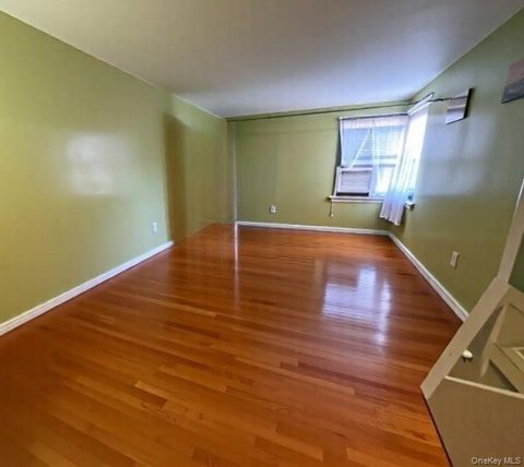 Photo of 32-23 91st Street #C502, East Elmhurst, NY 11369 (MLS # 940020)