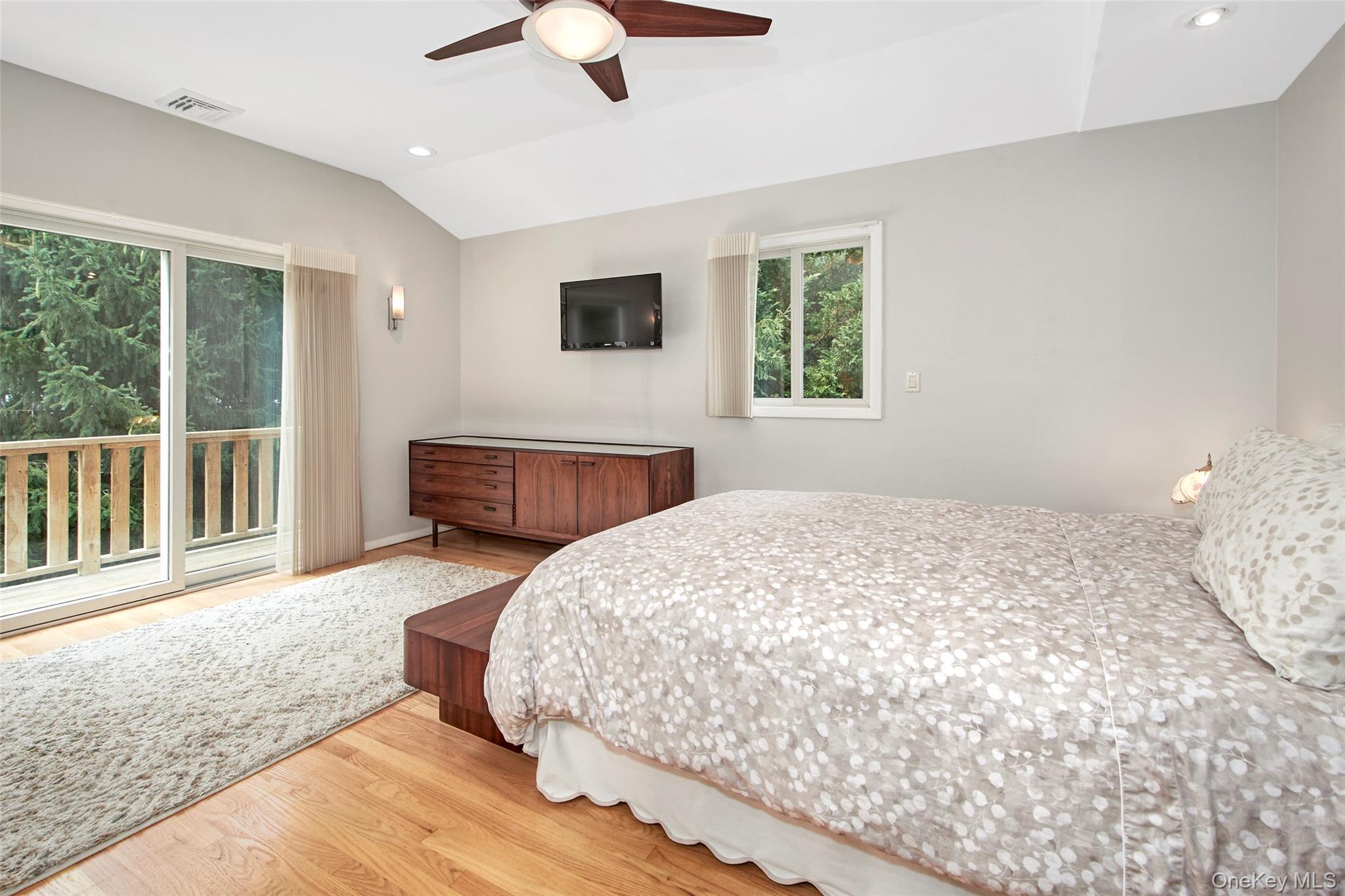 Briarcliff Manor, New York 10510, United States, 4 Bedrooms Bedrooms, ,4 BathroomsBathrooms,Residential,Active,182915