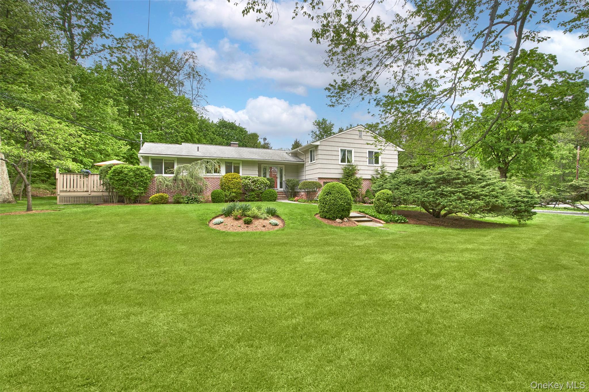 Briarcliff Manor, New York 10510, United States, 4 Bedrooms Bedrooms, ,4 BathroomsBathrooms,Residential,Active,182915