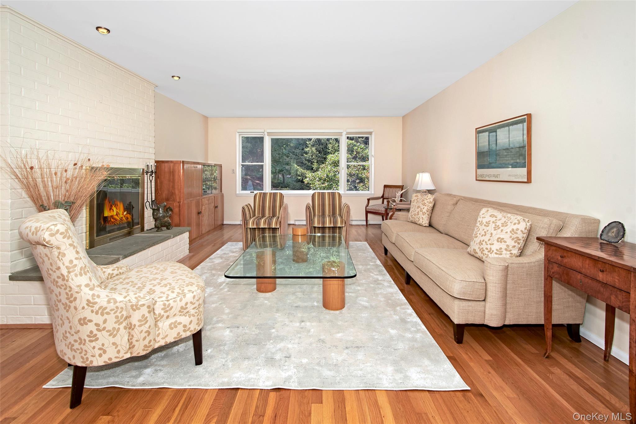 Briarcliff Manor, New York 10510, United States, 4 Bedrooms Bedrooms, ,4 BathroomsBathrooms,Residential,Active,182915