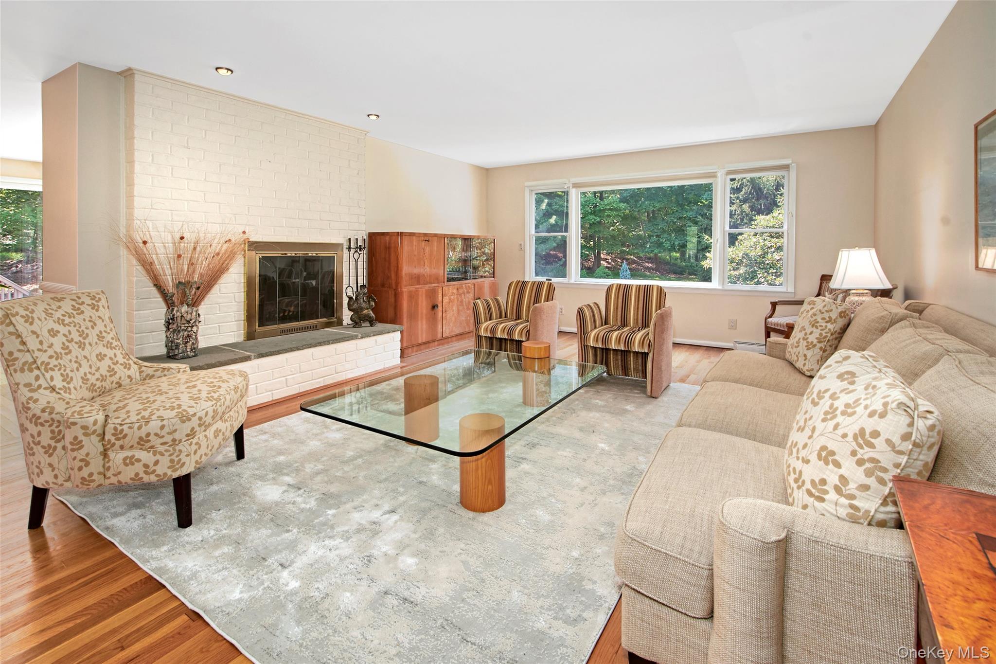 Briarcliff Manor, New York 10510, United States, 4 Bedrooms Bedrooms, ,4 BathroomsBathrooms,Residential,Active,182915