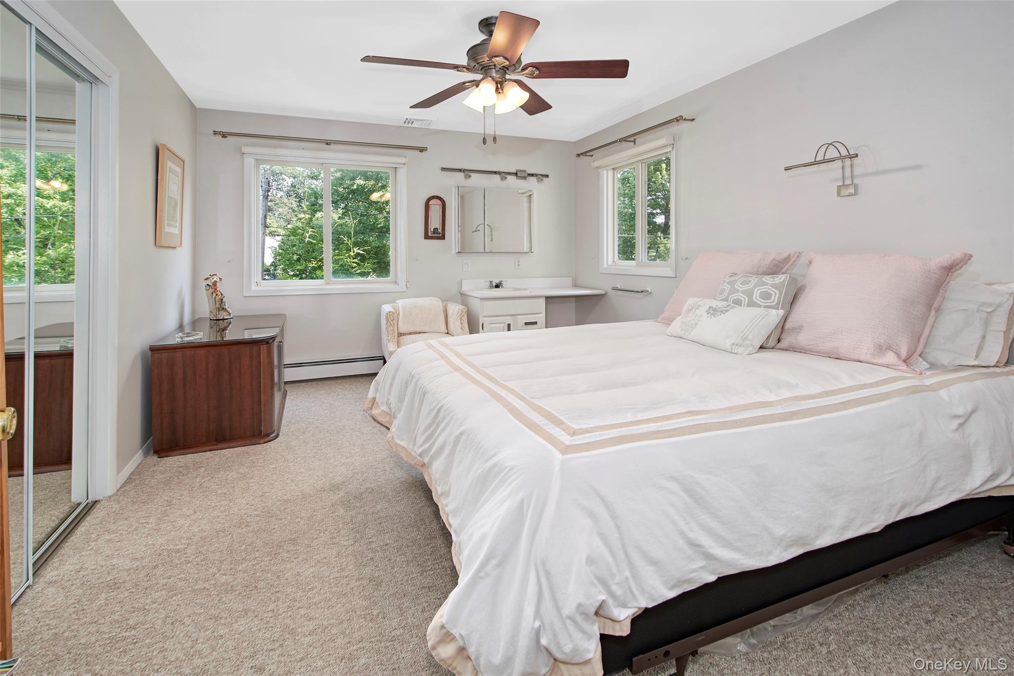 Briarcliff Manor, New York 10510, United States, 4 Bedrooms Bedrooms, ,4 BathroomsBathrooms,Residential,Active,182915