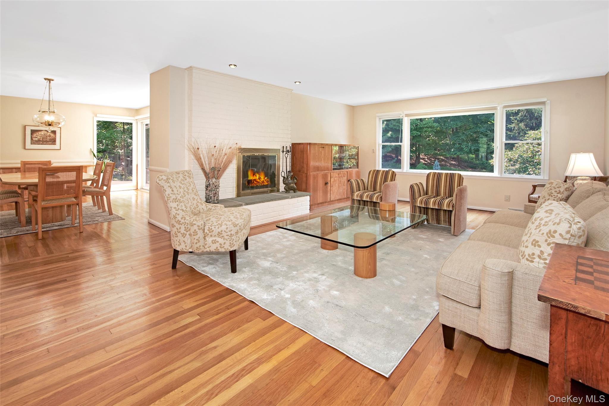 Briarcliff Manor, New York 10510, United States, 4 Bedrooms Bedrooms, ,4 BathroomsBathrooms,Residential,Active,182915