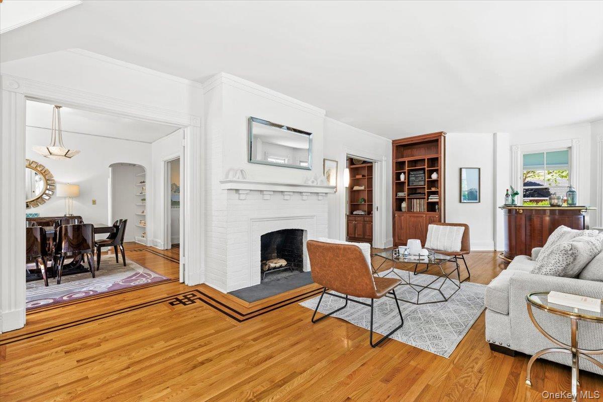 6 Linden Avenue