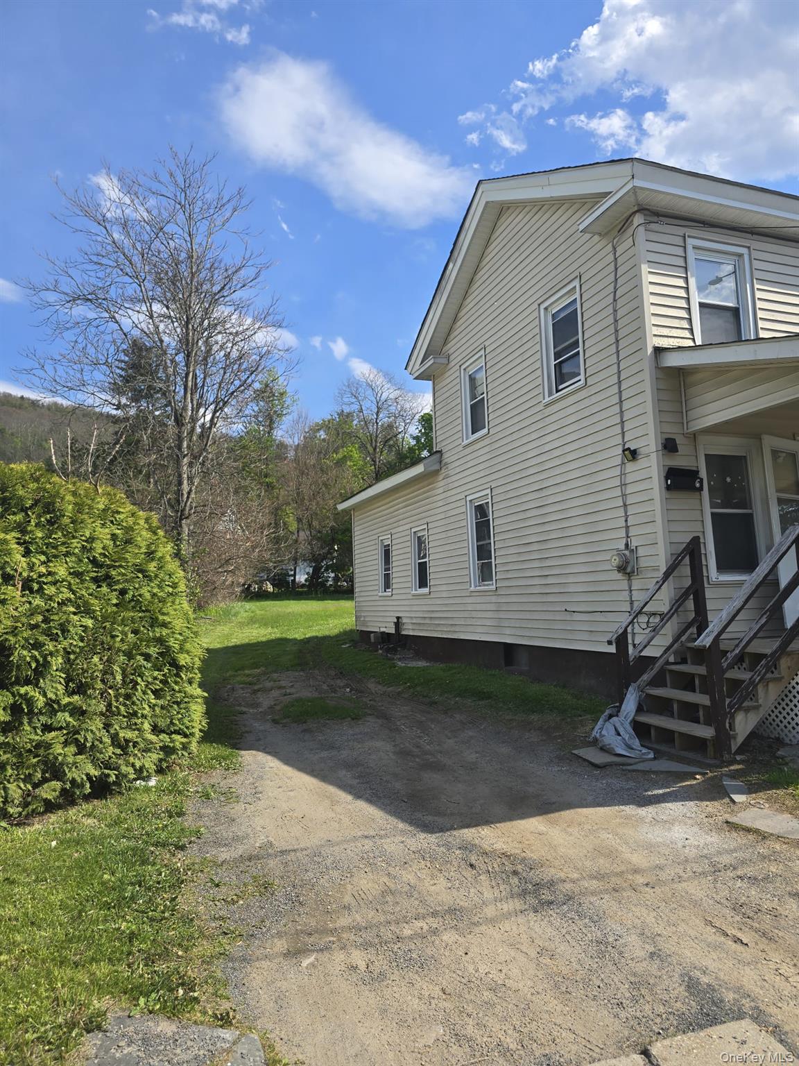 6 Broadhead Street
