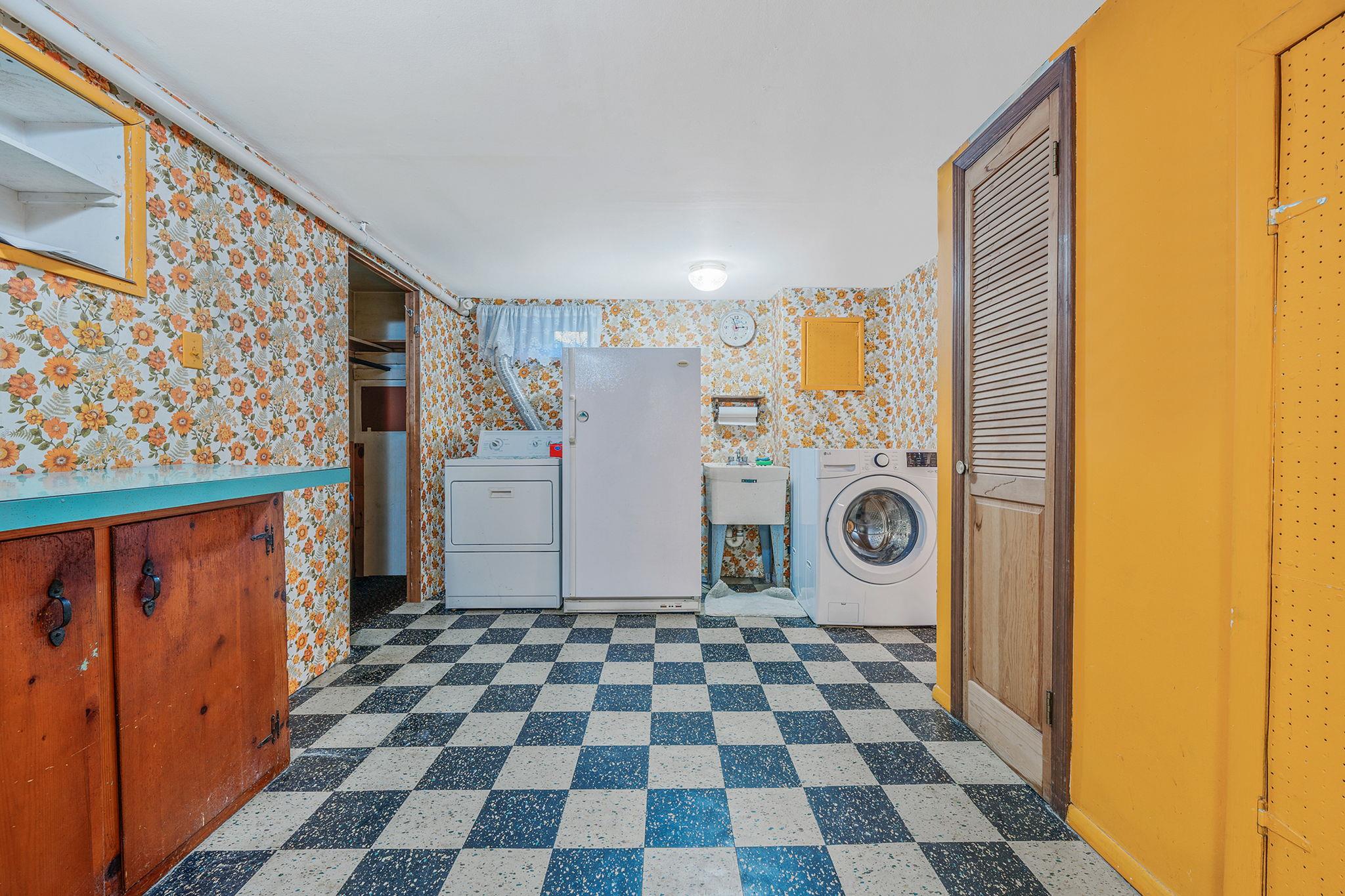 19 Cynthia Lane, Plainview, New York image 26
