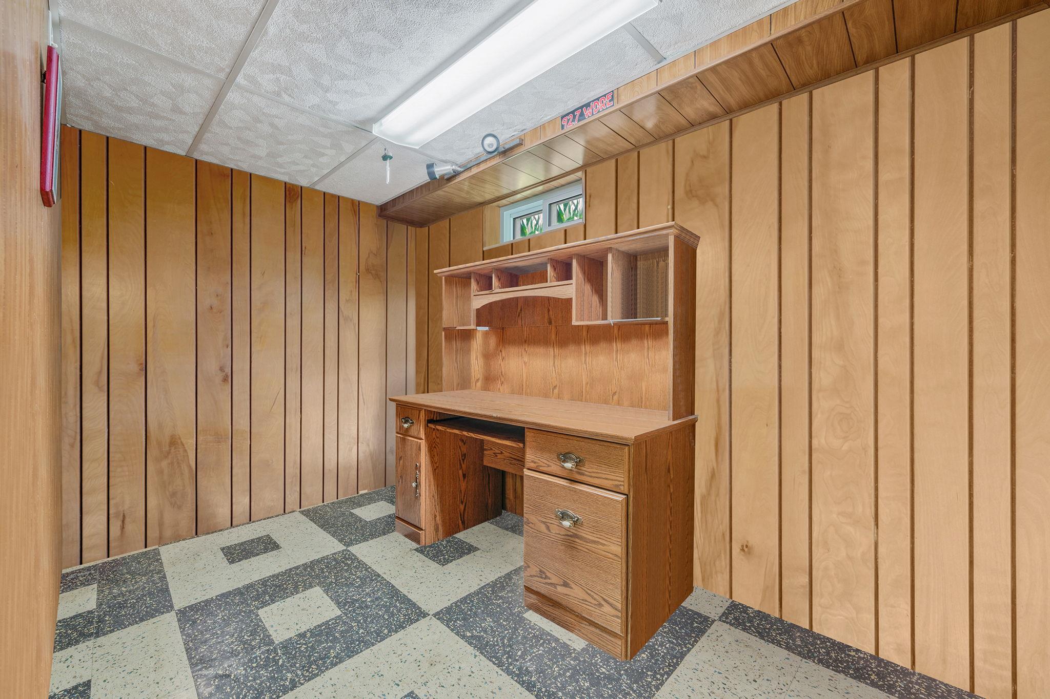 19 Cynthia Lane, Plainview, New York image 28