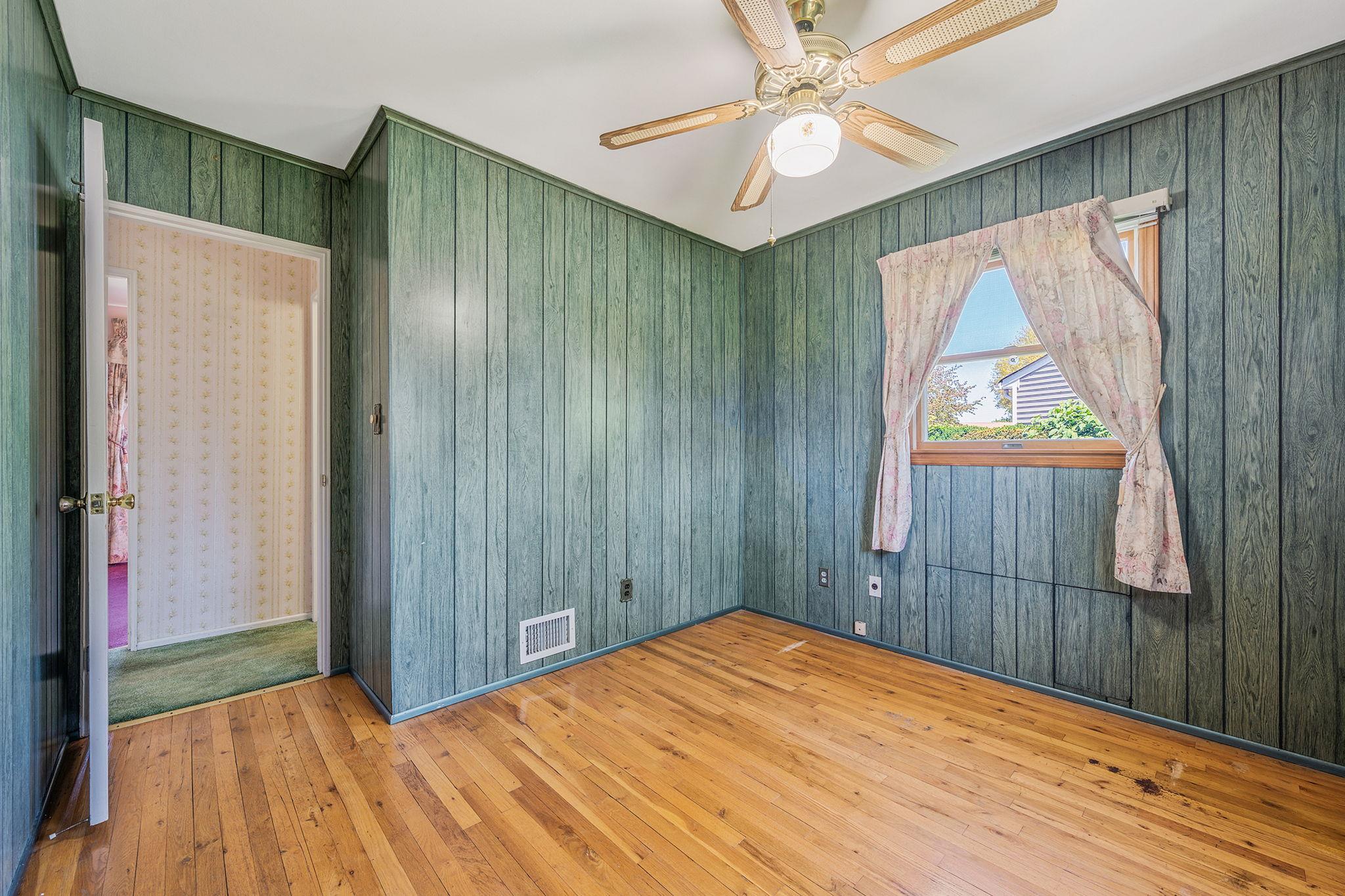 19 Cynthia Lane, Plainview, New York image 20