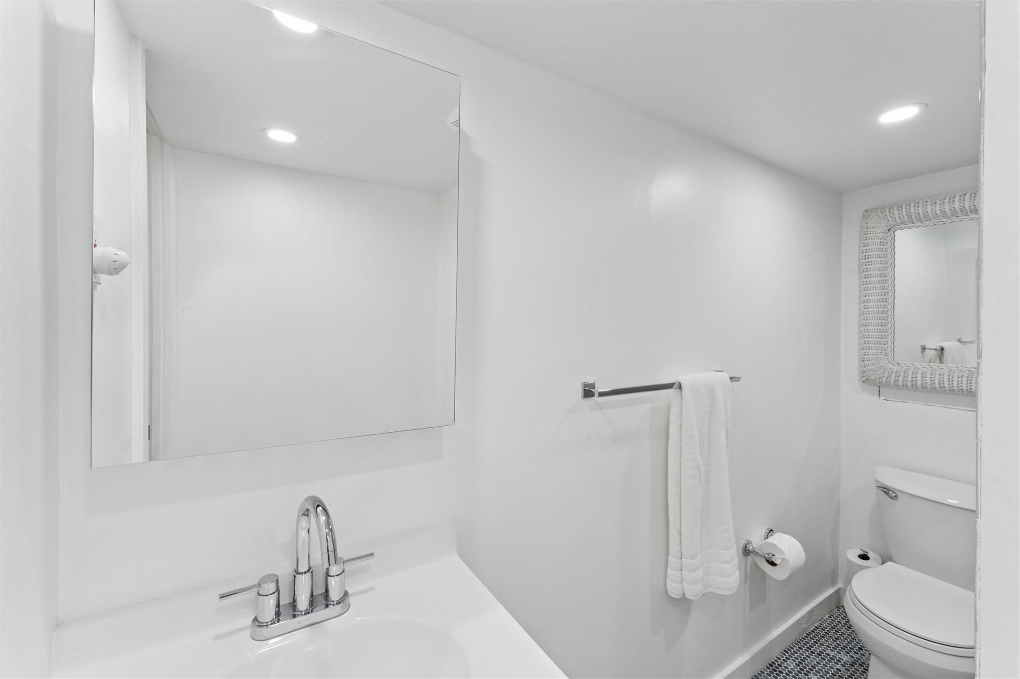 26 Basket Neck Lane, Remsenburg, New York image 33