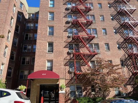 Photo of 67-25 Clyde Street #1K, Forest Hills, NY 11375 (MLS # 1013761)