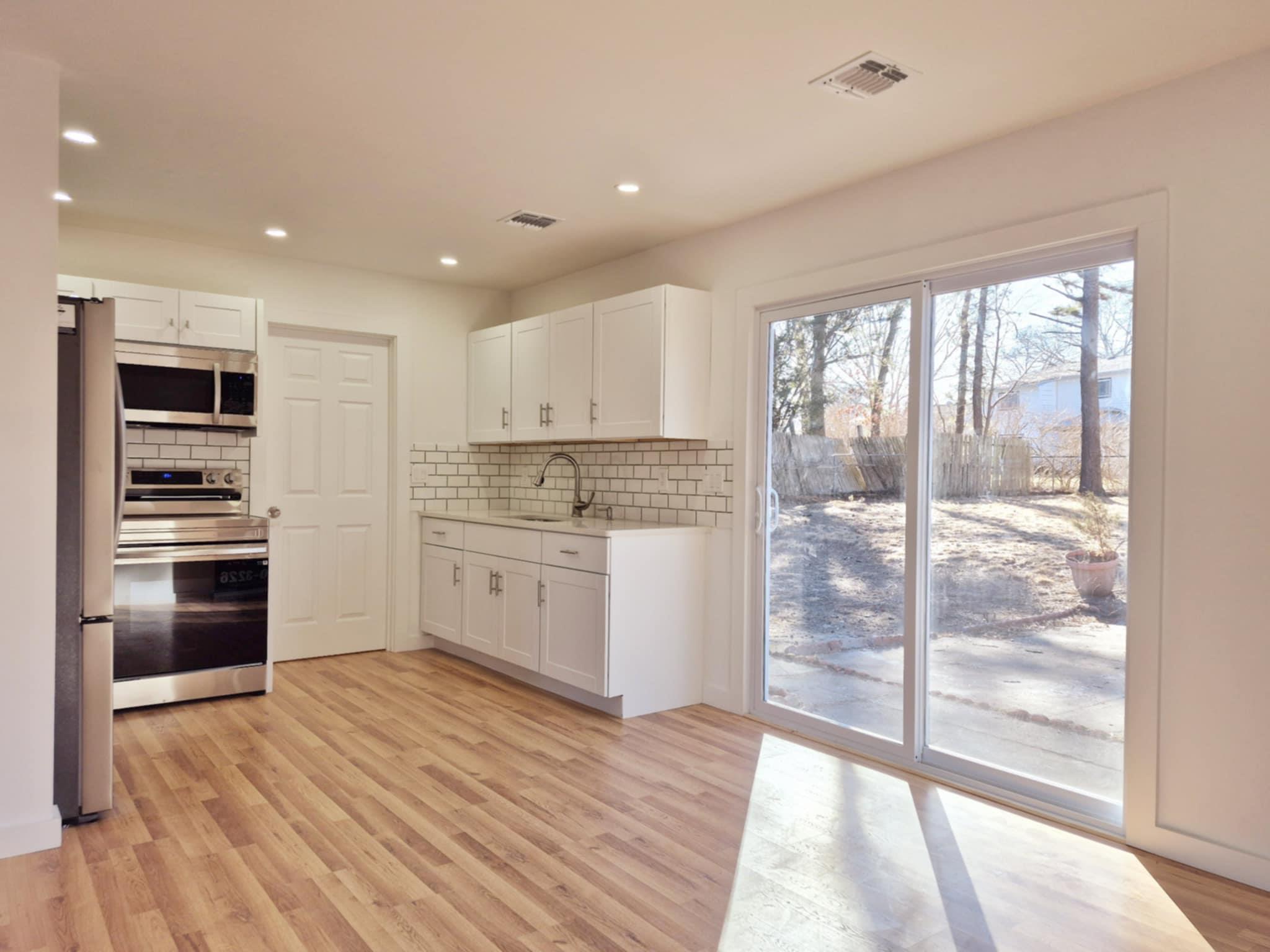 52 Nottingham Drive, Middle Island, New York image 9