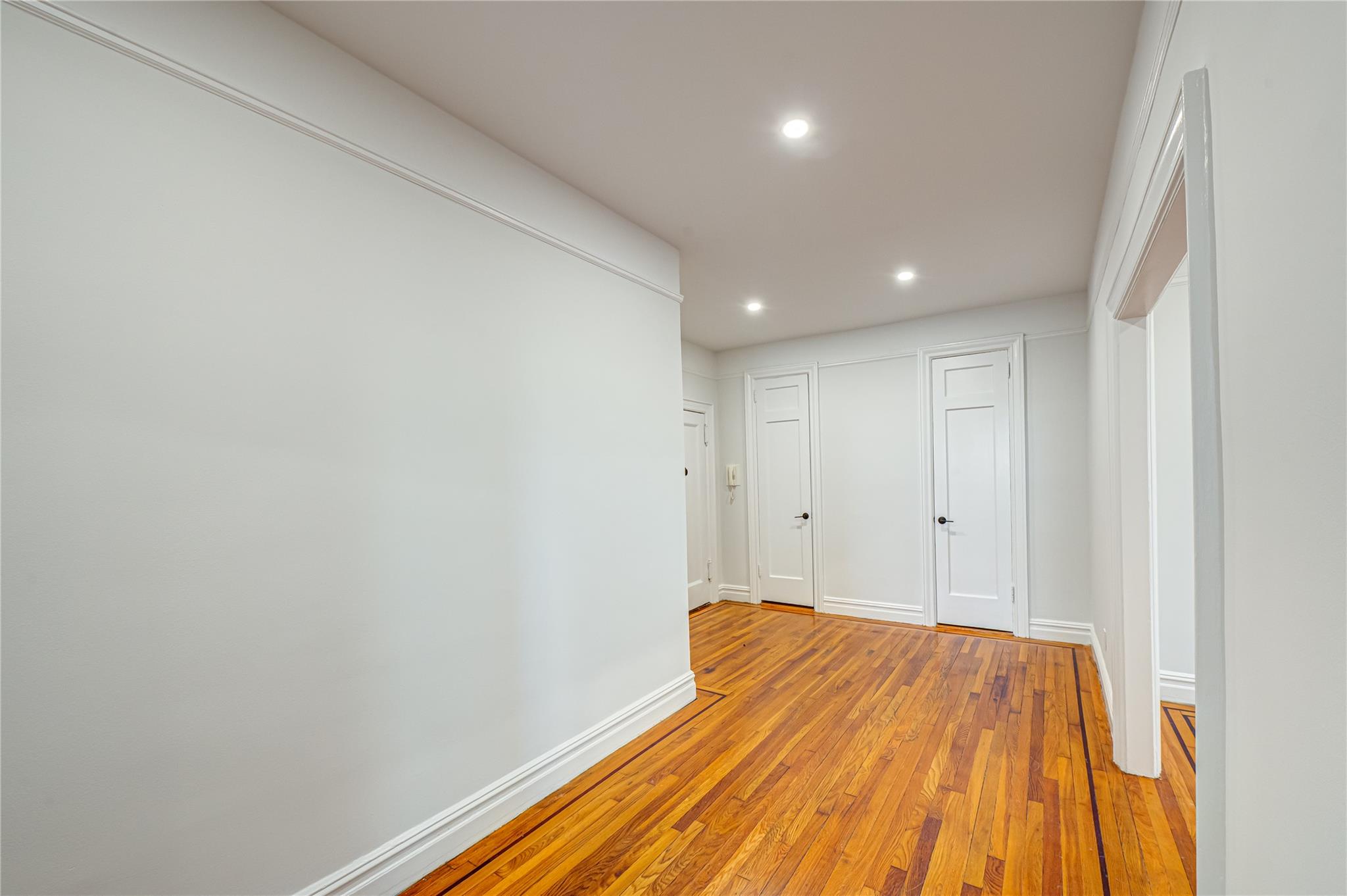 12 Hamilton Place #C10, Garden City, New York image 6