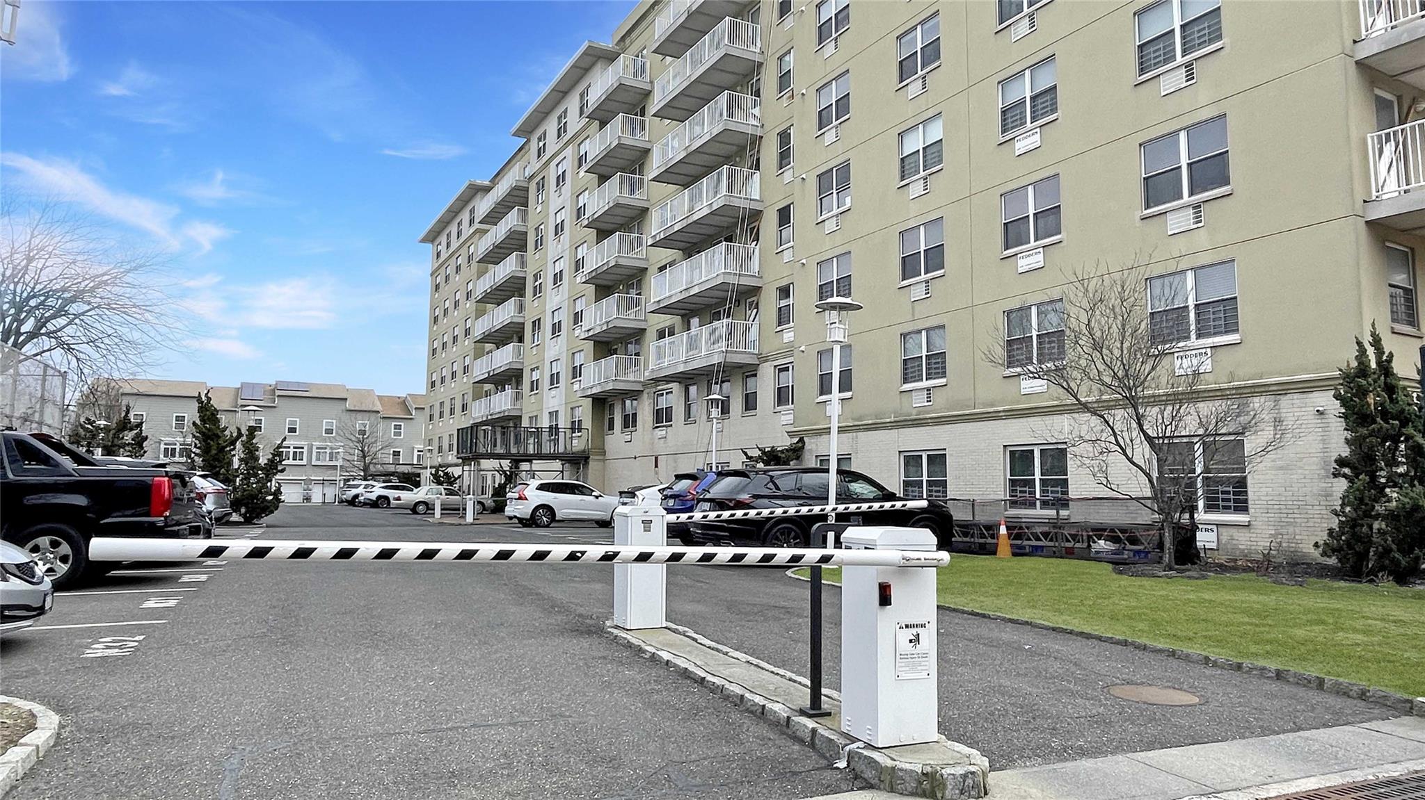 7914 Rockaway Beach Boulevard #6F, Rockaway Beach, New York image 15