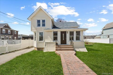 62 Westend Avenue Freeport NY 11520