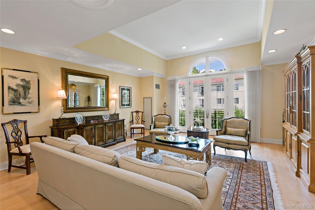 Photo of 427 Trump Park, Shrub Oak, NY 10588 (MLS # 1045118)