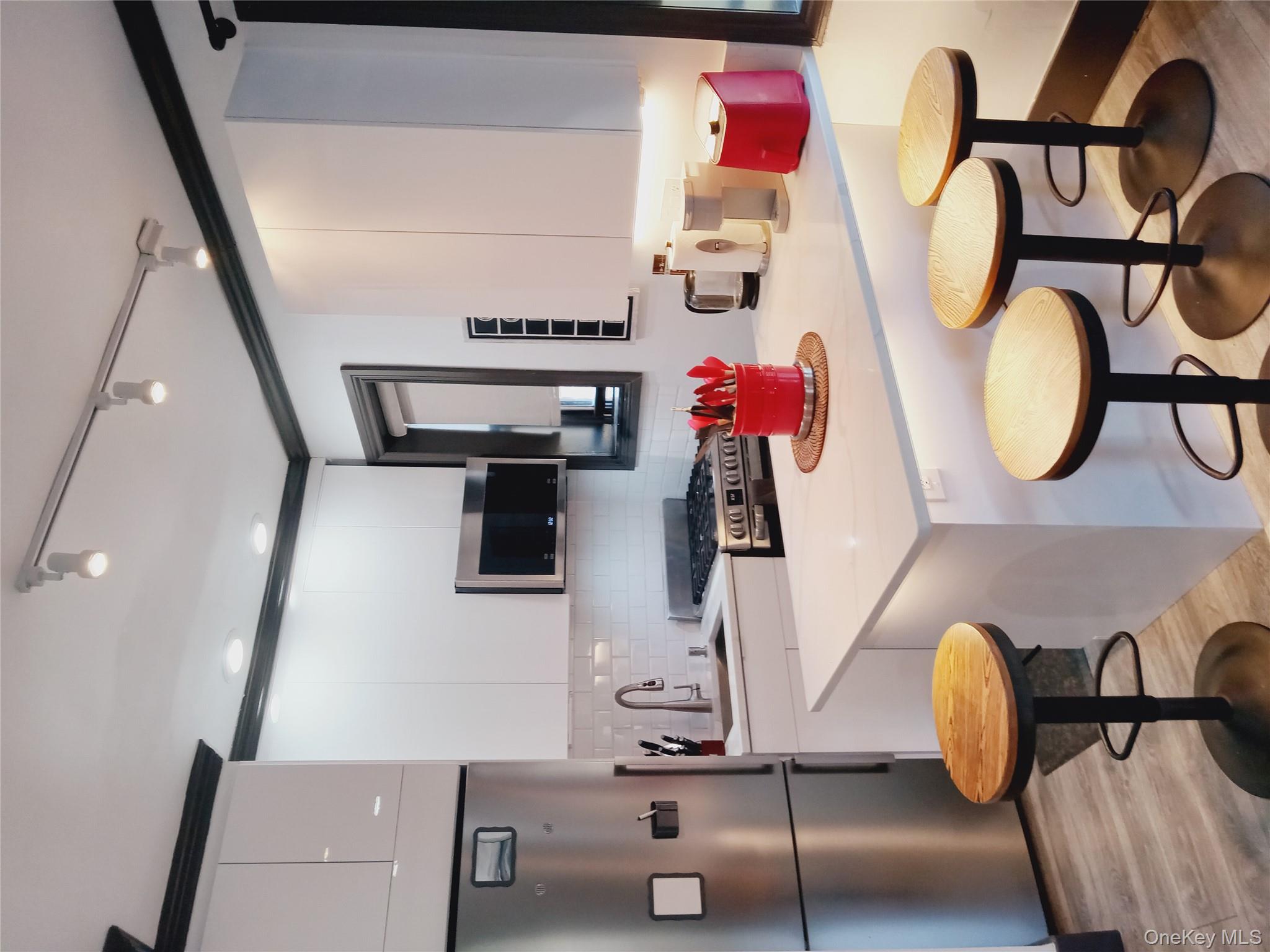 4784 Boston Post Road C41