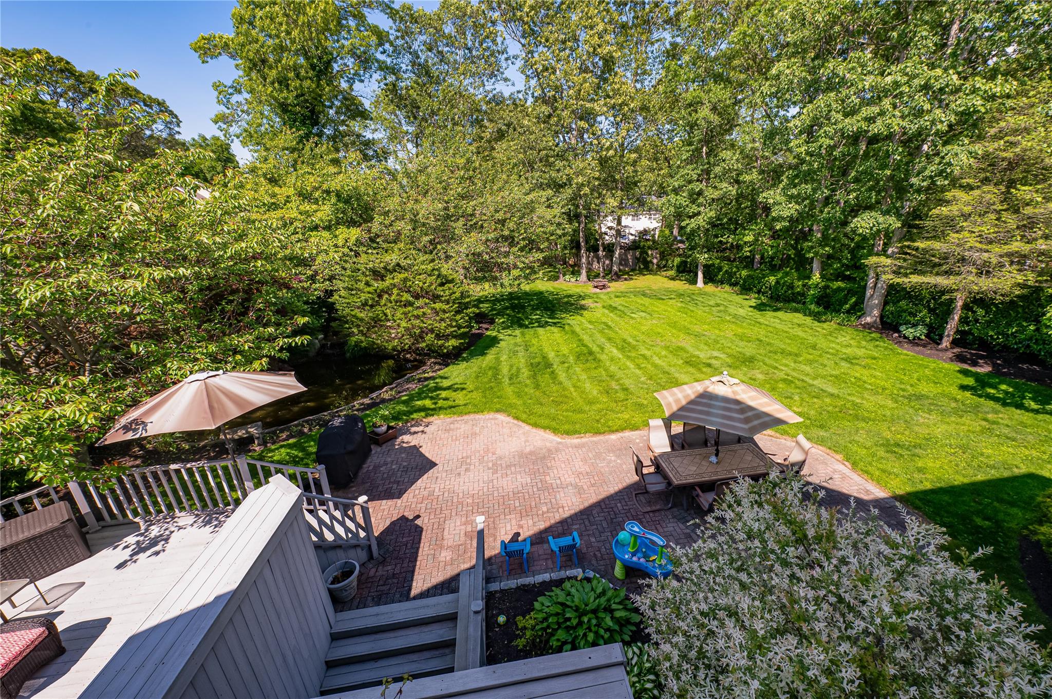 11 Aron Street, Smithtown, New York image 29