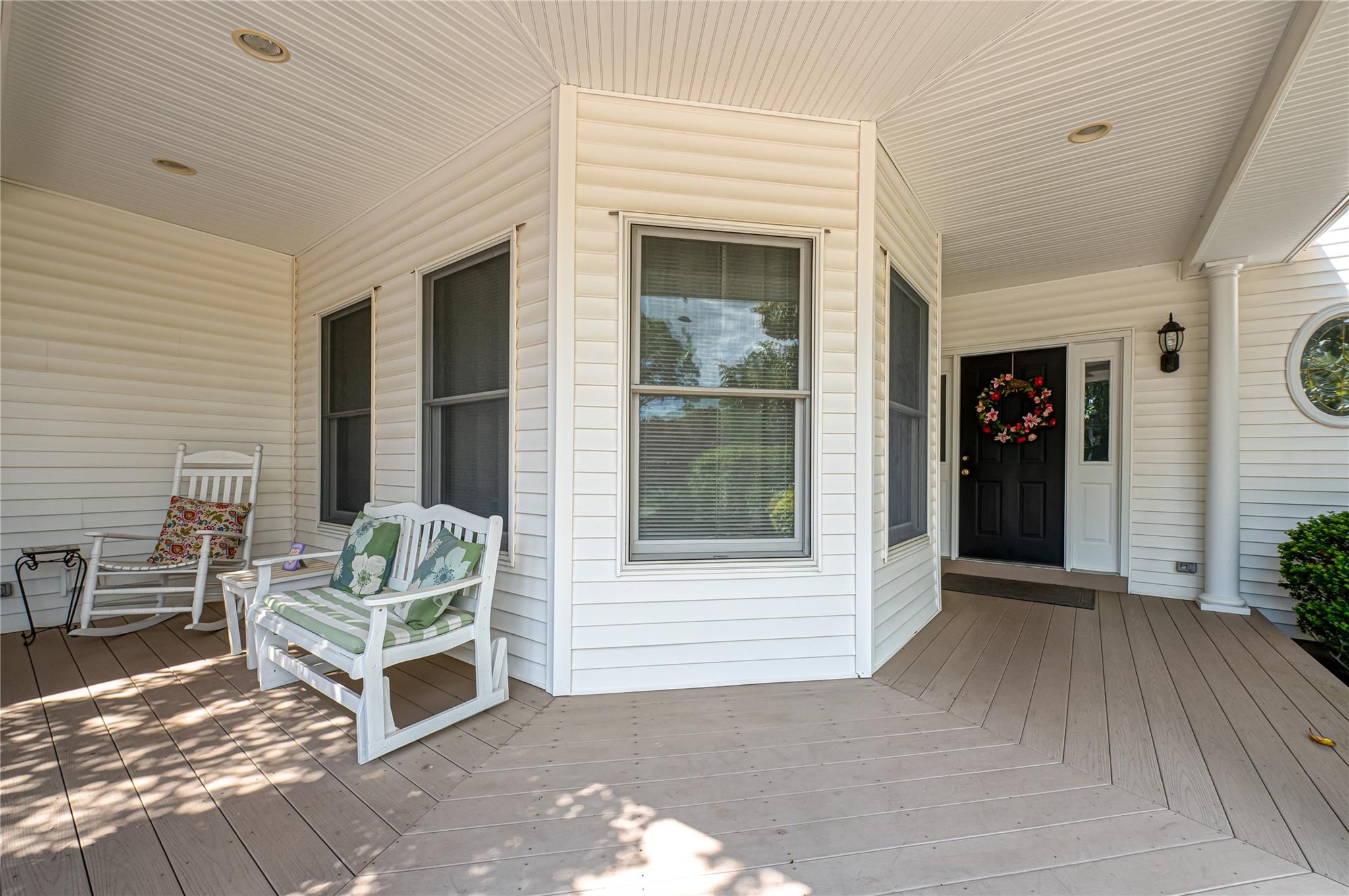 11 Aron Street, Smithtown, New York image 3