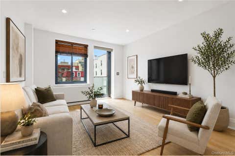 Condo For Sale - 2343 31st Road #3B<br/> Astoria, NY 11106
