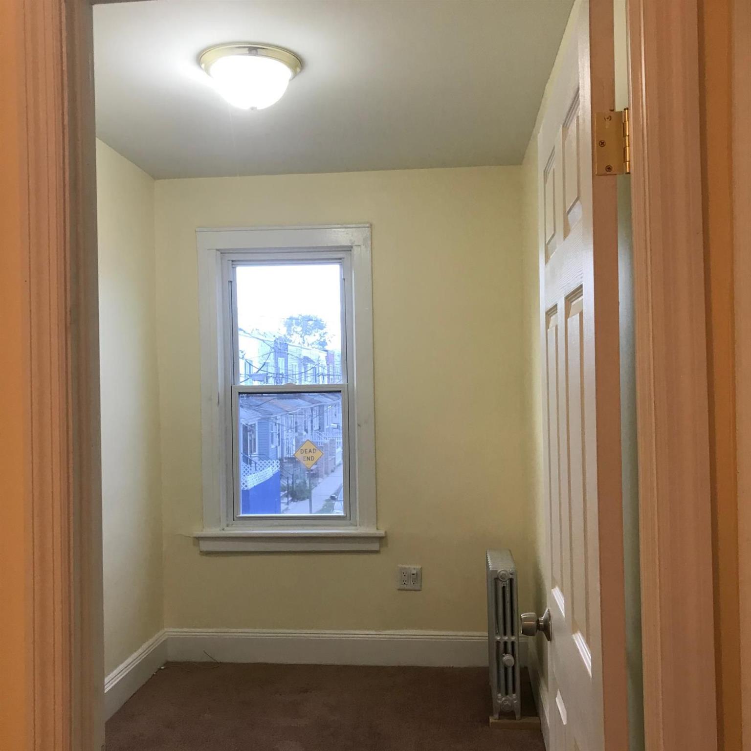 154-02 119th Avenue Ave, Jamaica, New York image 5