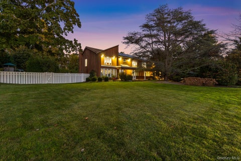 Photo of 8 Winthrop Drive, Dix Hills, NY 11746 (MLS # 1065766)