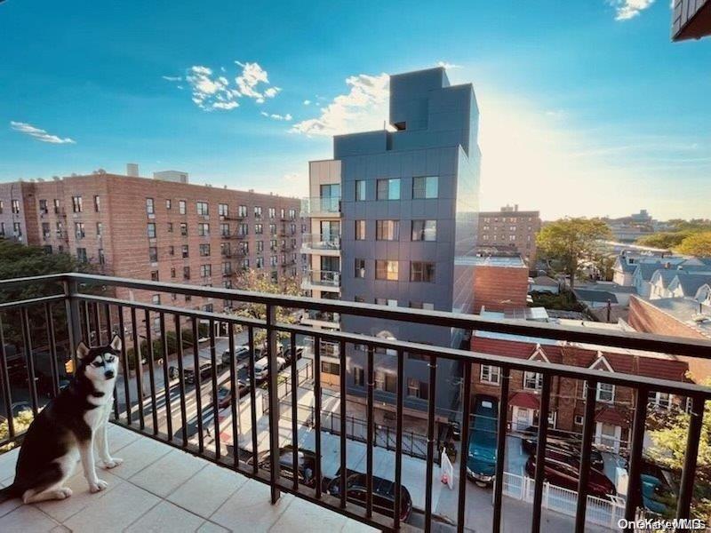 91-06 Whitney Avenue 6A