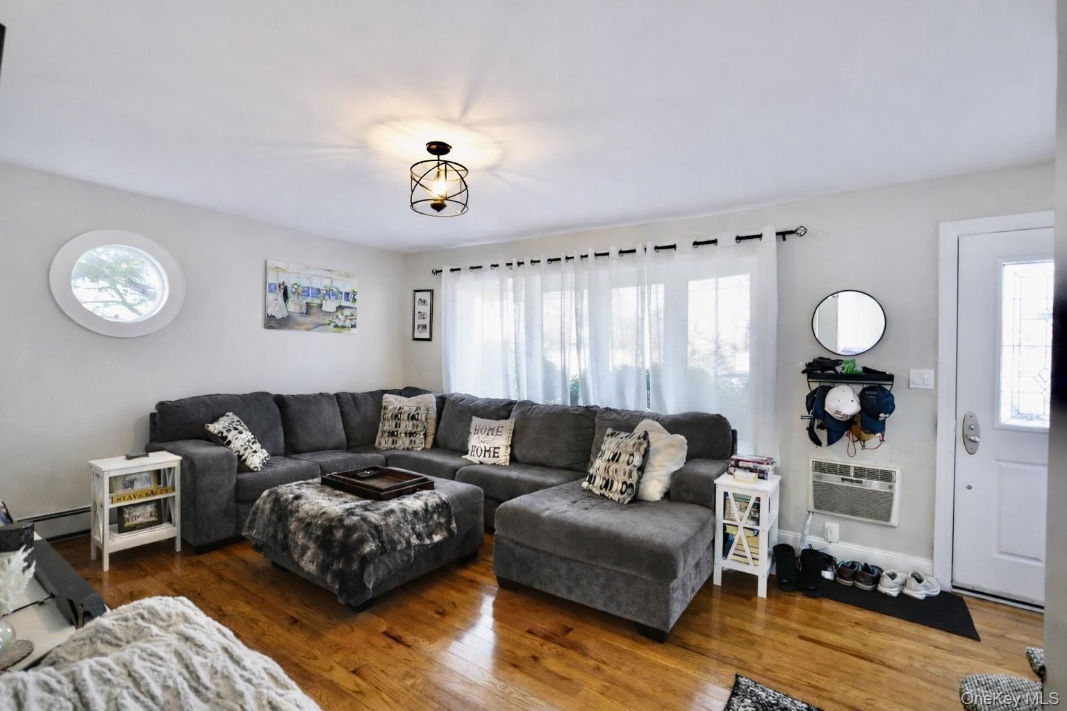 32 Saint Marks Place