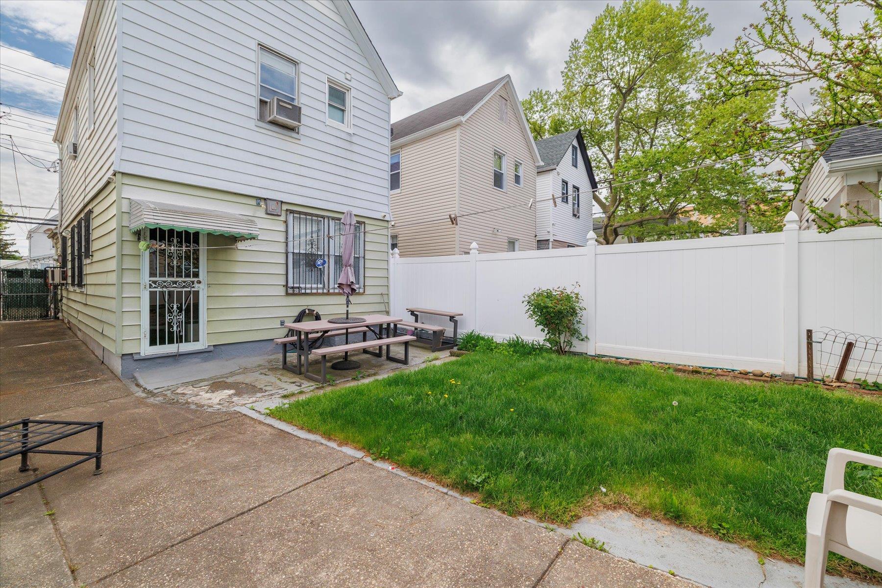 120-05 115th Avenue, South Ozone Park, New York image 4