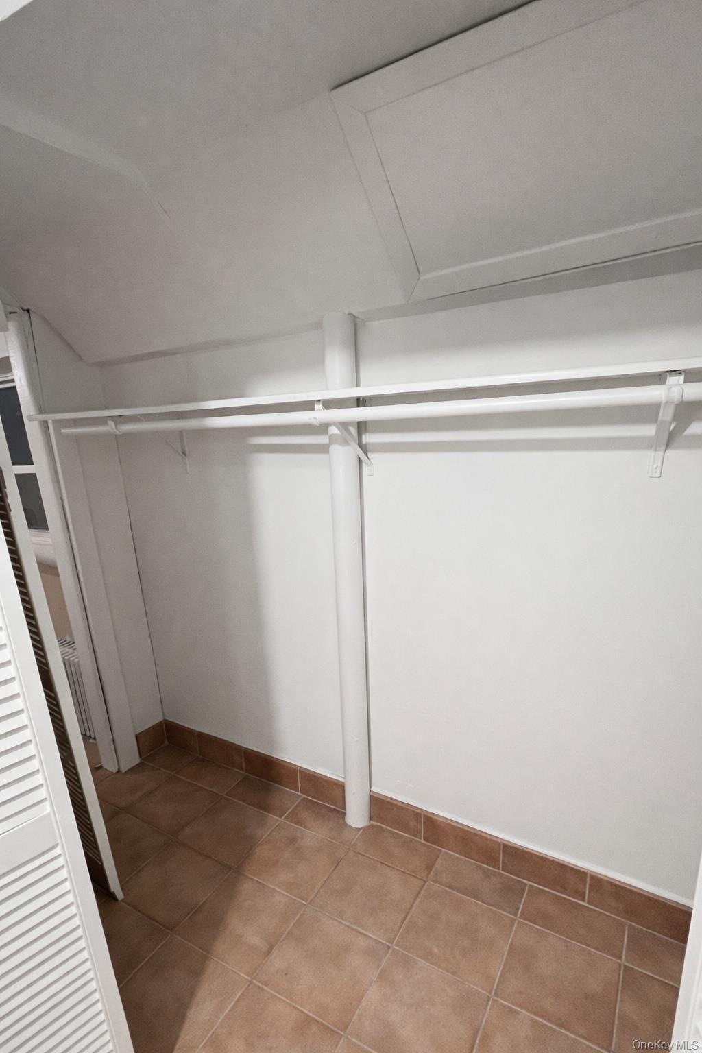 278 Mile Square Road