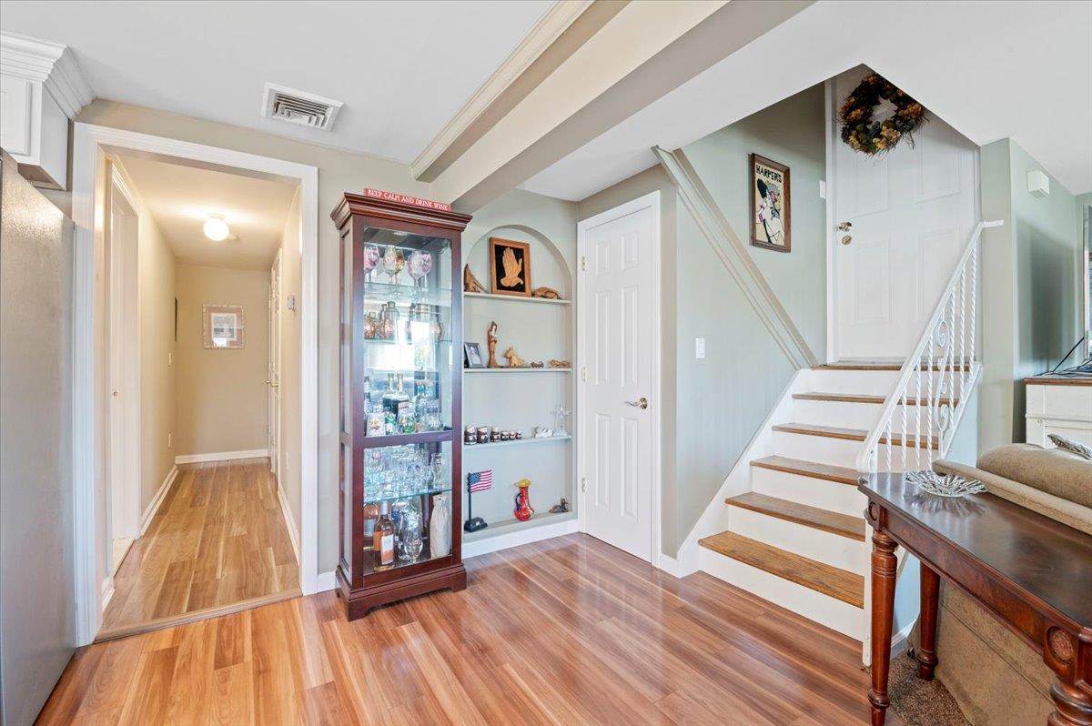2635 W Alder Road, Bellmore, New York image 13