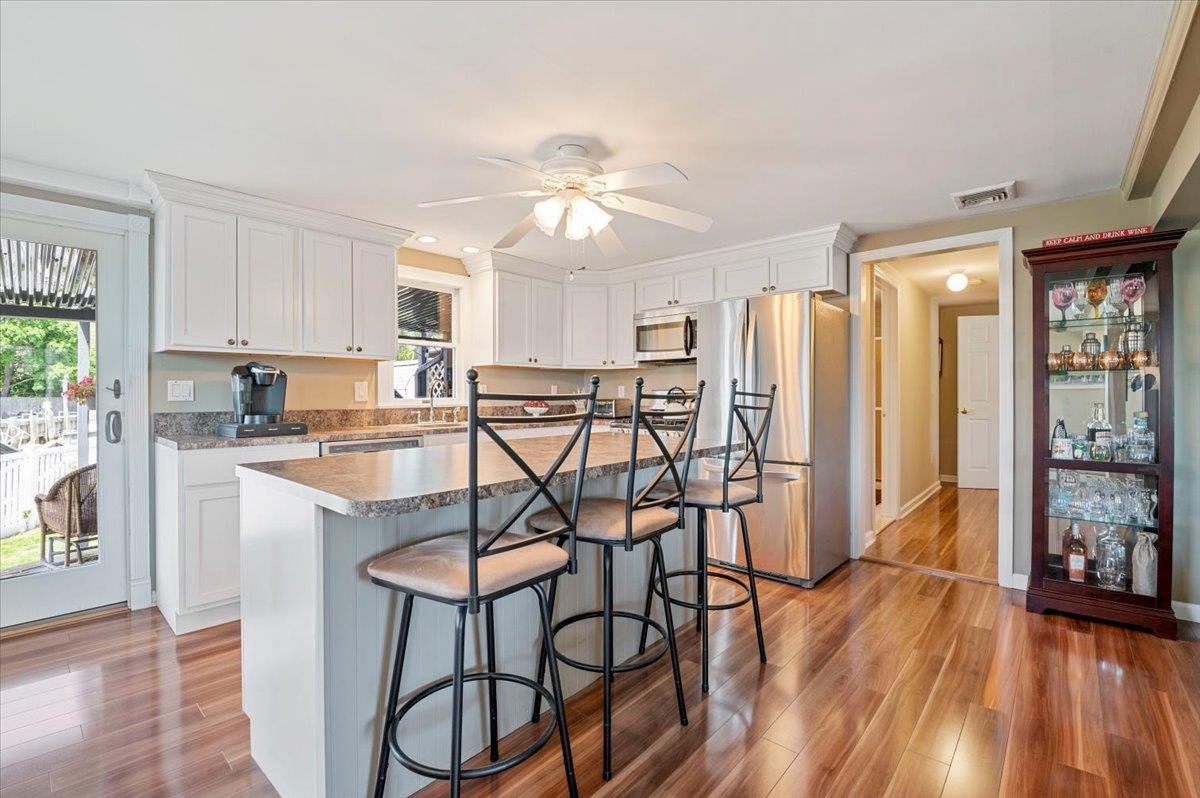 2635 W Alder Road, Bellmore, New York image 4