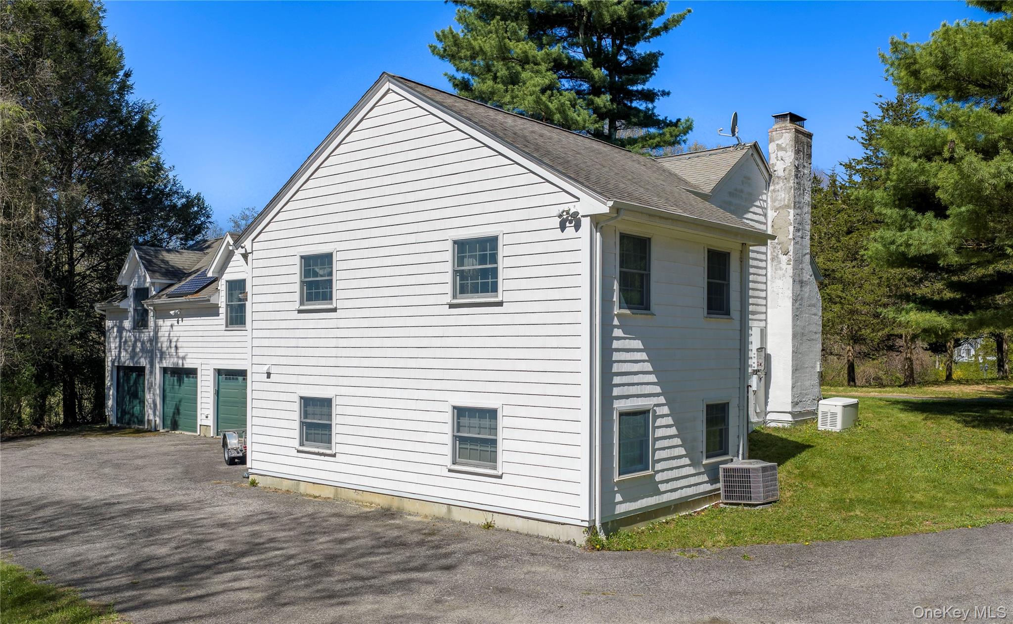 103 S Harmony Hill Road