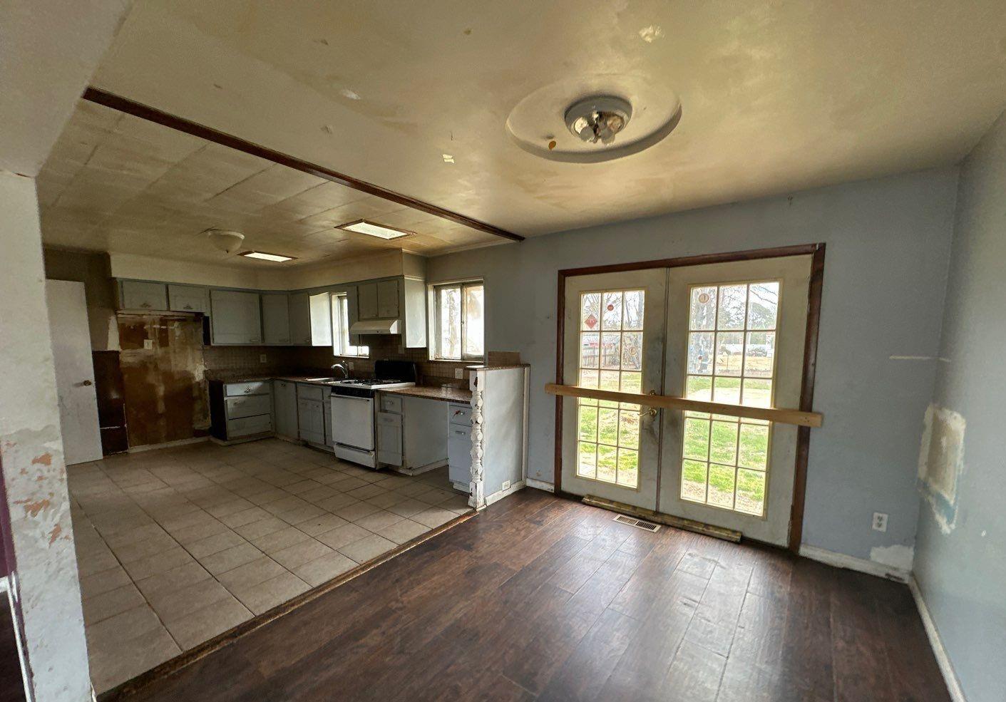 73 4th Street, Brentwood, New York image 5