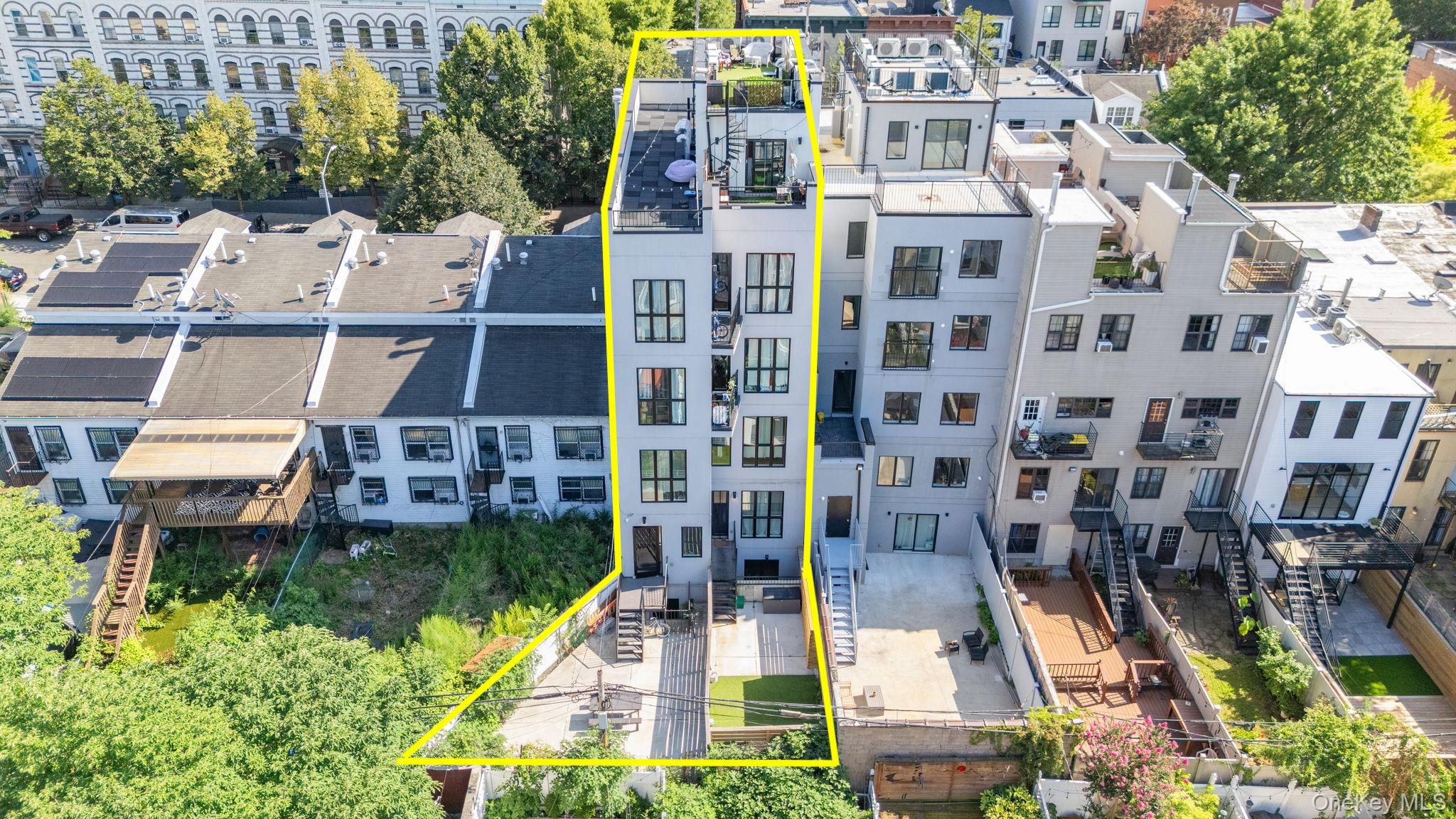 305 Sumpter Street