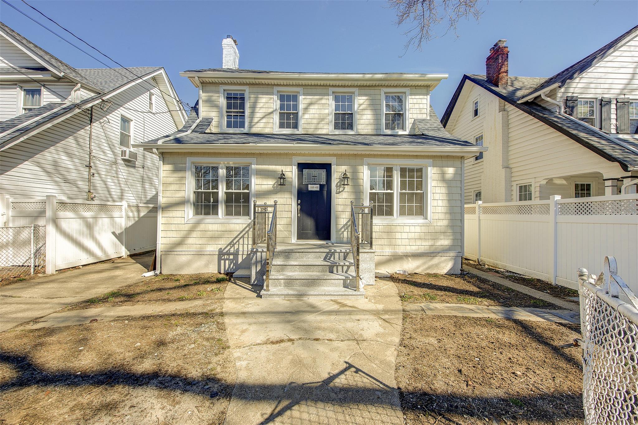 Property for Sale at Quencer Road, Saint Albans, Queens, NY - Bedrooms: 6 
Bathrooms: 4 
Rooms: 7  - $949,000