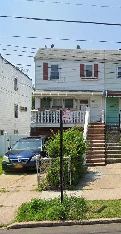 Beach 72nd Street, Far Rockaway, Queens, NY - 3 Bedrooms  
4.5 Bathrooms  
5 Rooms - 