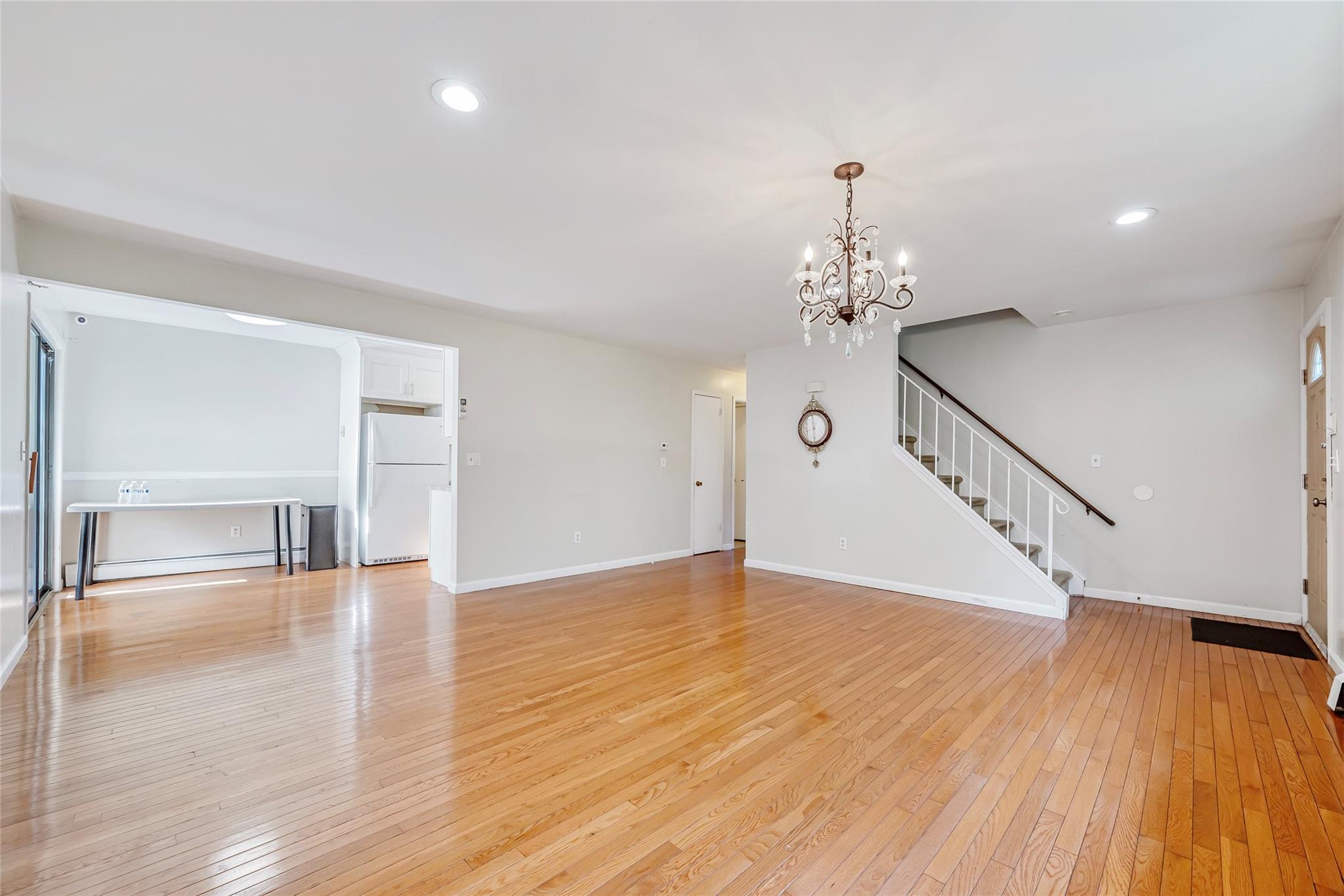 18/20 Wolfe Drive, Spring Valley, New York image 7
