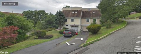 18/20 Wolfe Drive Spring Valley NY 10977