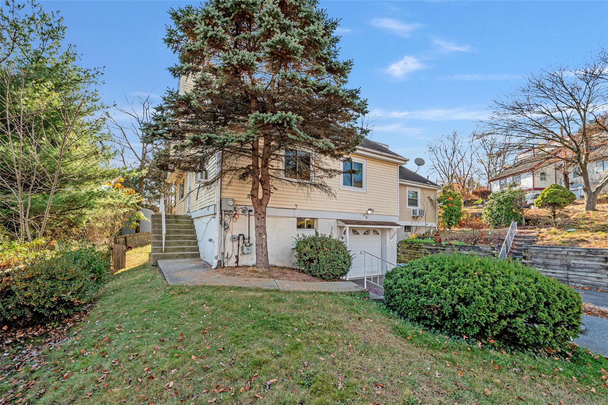 18/20 Wolfe Drive, Spring Valley, New York image 2