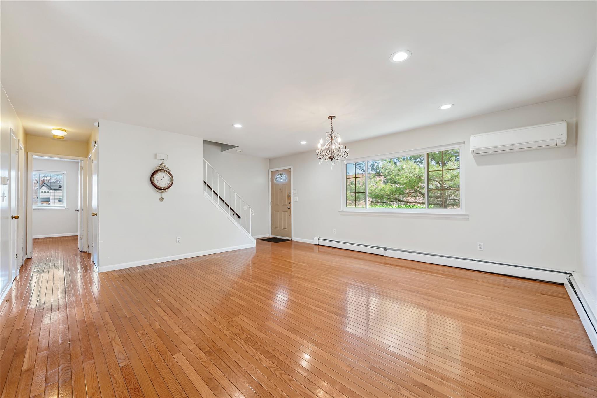 18/20 Wolfe Drive, Spring Valley, New York image 8