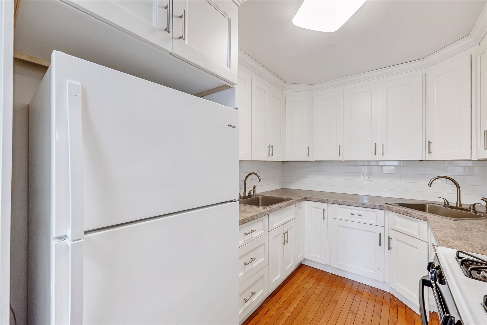 18/20 Wolfe Drive, Spring Valley, New York image 14