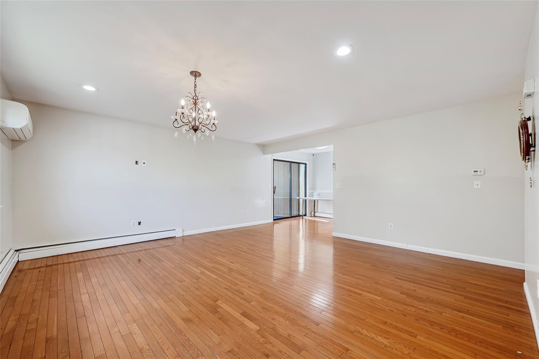 18/20 Wolfe Drive, Spring Valley, New York image 6