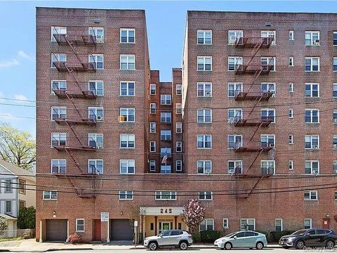Homes For Sale - 245 Bronx River Road #7F<br/> Yonkers, NY 10704
