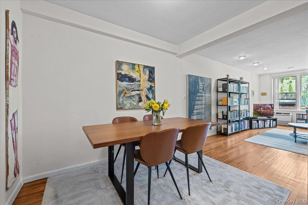 Photo of 601 Kappock Street #2F, Bronx, NY 10463 (MLS # 987801)