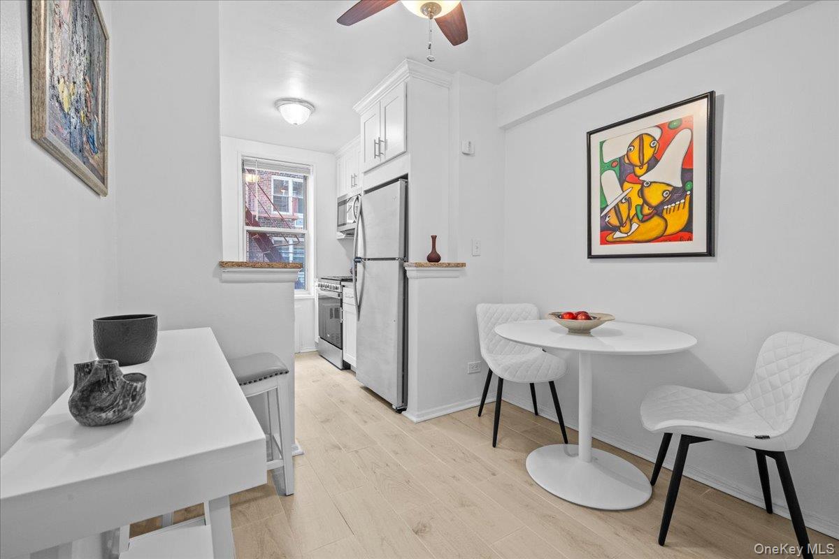 601 Kappock Street 2F