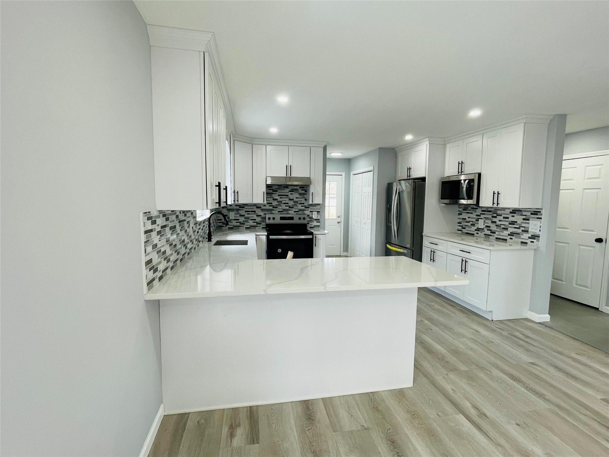290 Cypress Drive, Mastic Beach, New York image 5