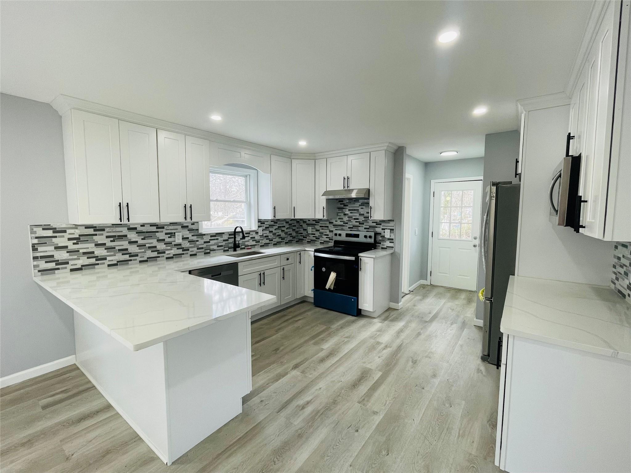 290 Cypress Drive, Mastic Beach, New York image 3